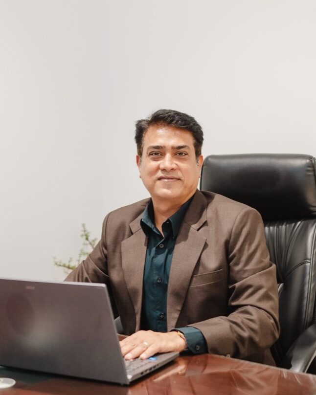The visionary, Our Founder Mr. Suresh Tekchandani